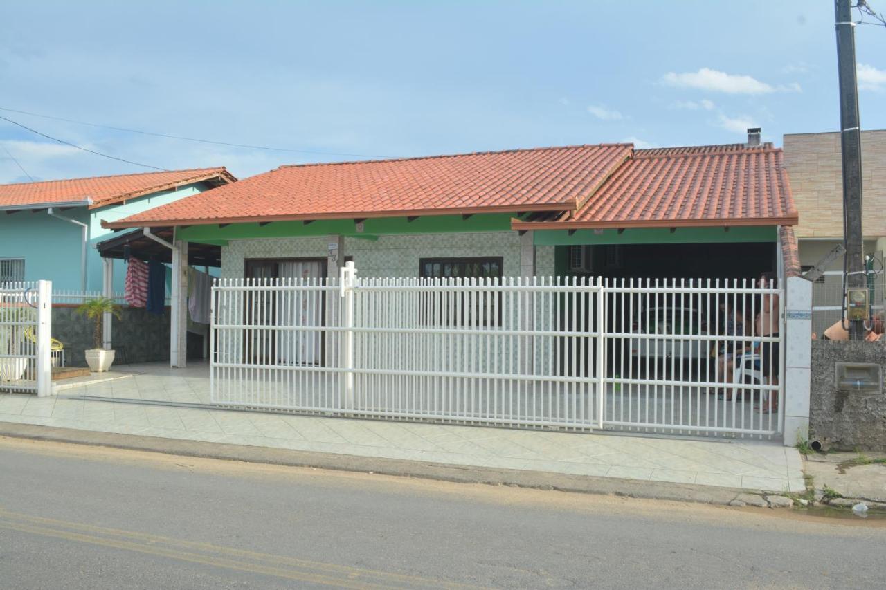 Casa confortável na praia Sao Francisco do Sul Exterior foto