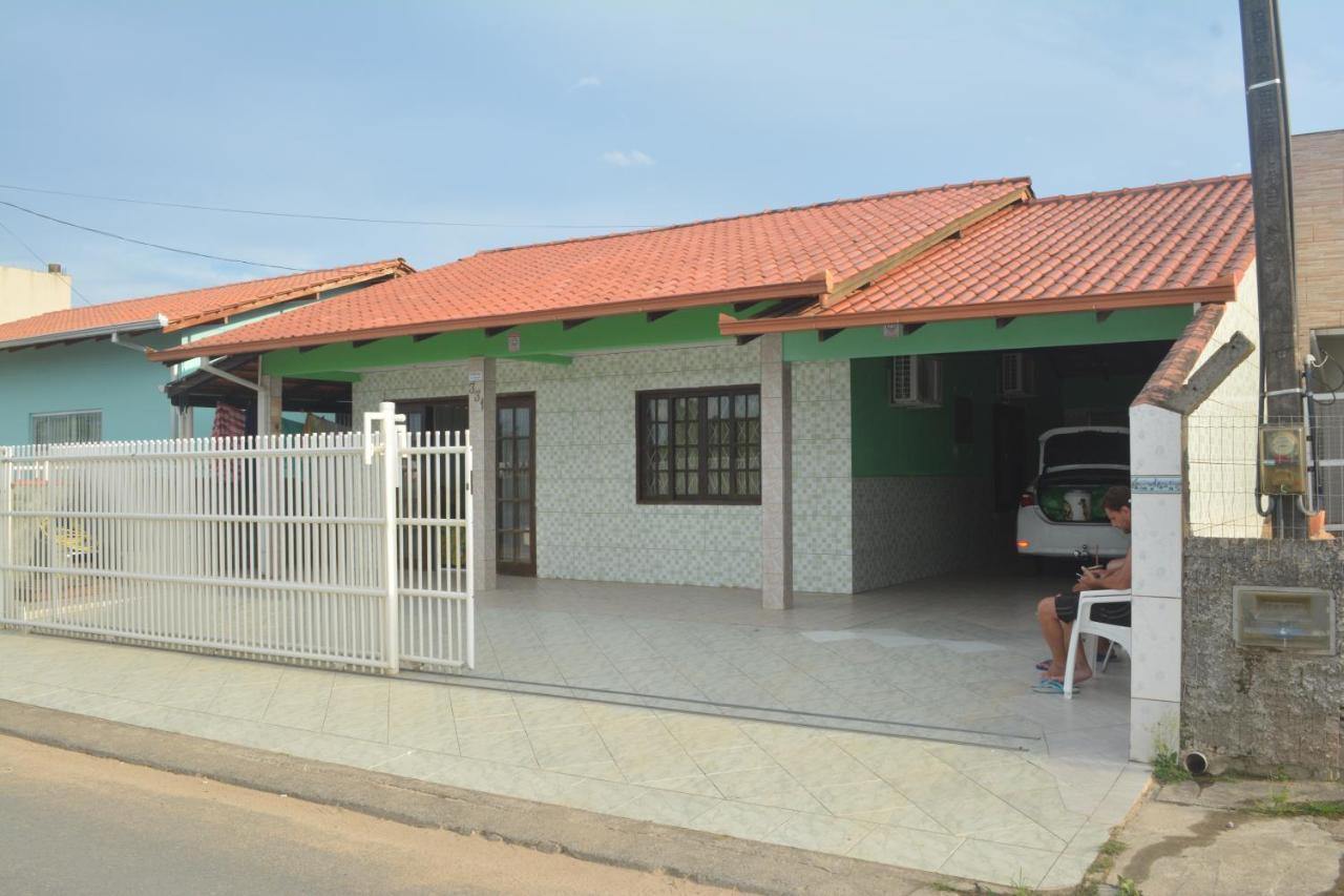 Casa confortável na praia Sao Francisco do Sul Exterior foto